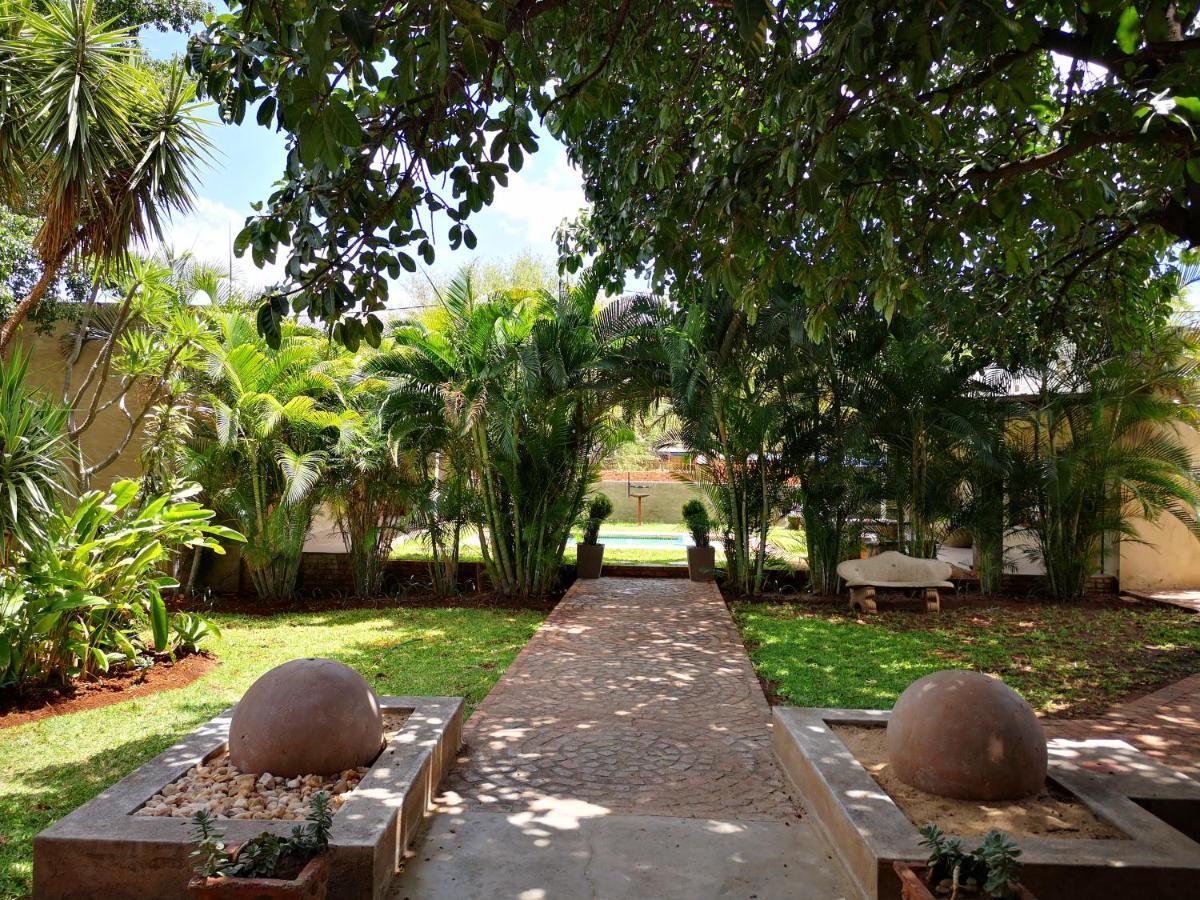 Lifestyle Corner Guesthouse Musina Buitenkant foto