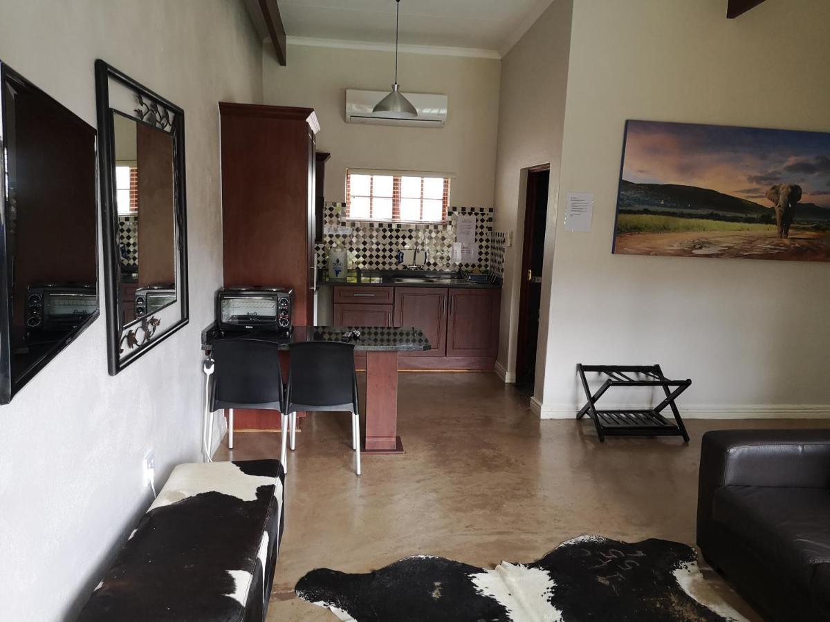 Lifestyle Corner Guesthouse Musina Buitenkant foto